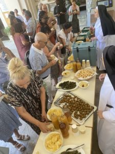 A 15 St Charbel specialites libanaises